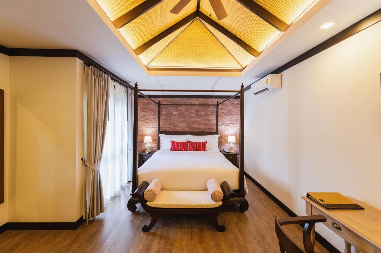 El Barrio Lanna Hotel Chiang Mai Bagian luar foto
