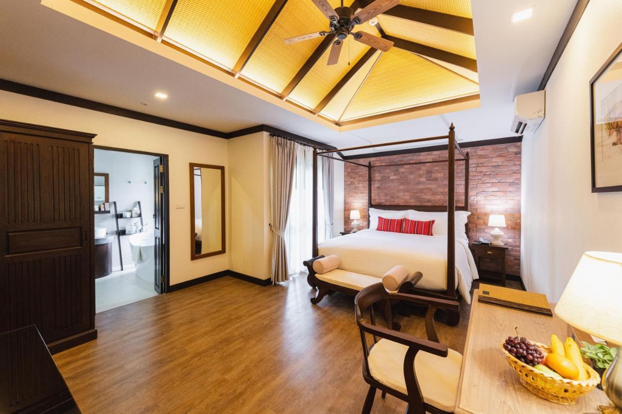 El Barrio Lanna Hotel Chiang Mai Bagian luar foto