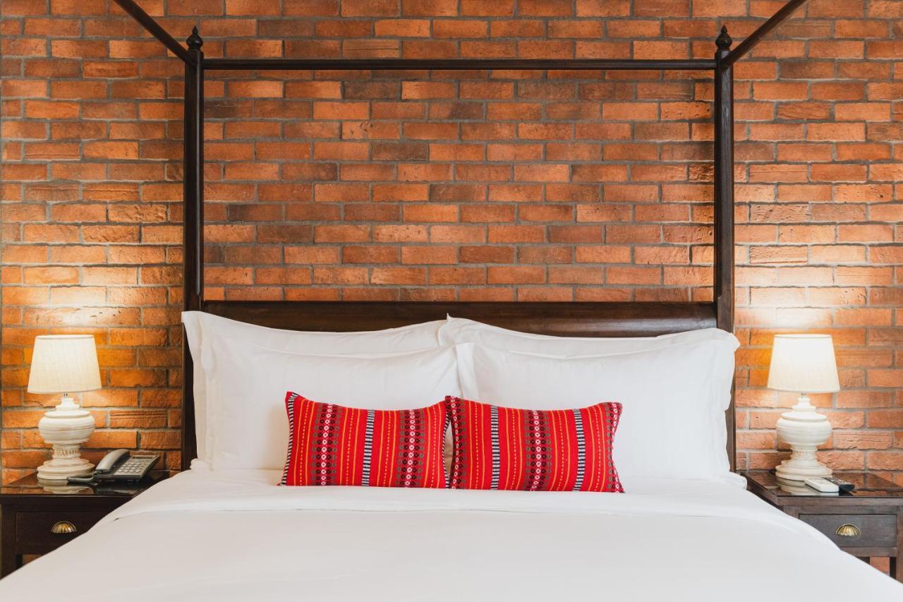 El Barrio Lanna Hotel Chiang Mai Bagian luar foto
