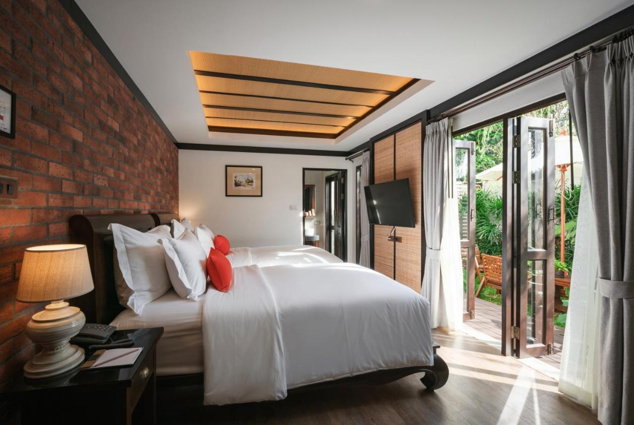 El Barrio Lanna Hotel Chiang Mai Bagian luar foto